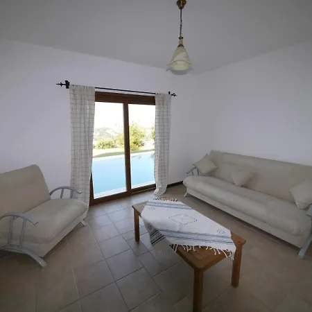 Elegant 2/3 Villa *