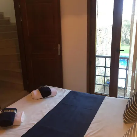 Villa Elegant 2/3